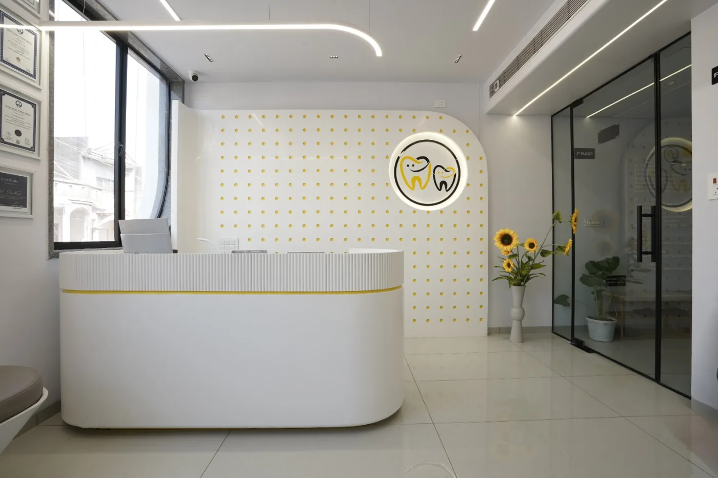 Reception area at Bhai-Bhai Dental Clinic